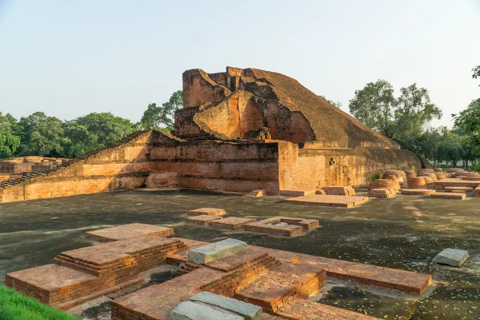 Students on an educational tour to Nalanda from Patna